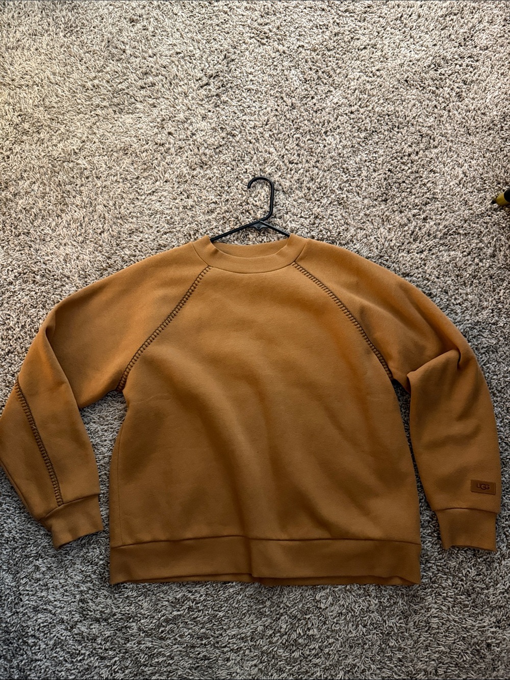 UGG Men’s Crewneck Sweater - Camel